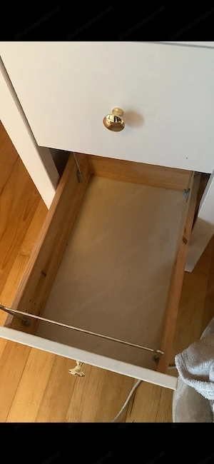 Schreibtisch Bild 3