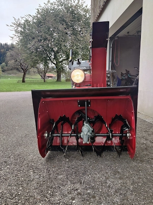 Honda HSS970 Raupen-Schneefräse, Elektrostart, nur 16,9 Betriebsstunden Bild 3