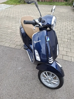 Vespa Primavera 50 Bild 2