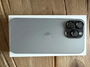 iPhone 16 Pro Max 256 gb   99 % Batteriezustand Bild 3