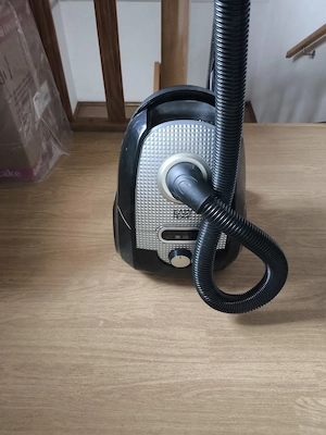 Easy Home Staubsauger Bild 2