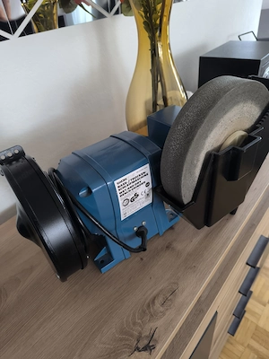 Schleifmaschine in gutem Zustand Bild 2