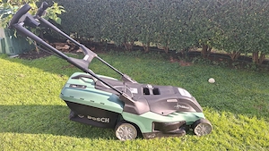 Bosch Elektrorasenmäher zu verschenken Bild 2
