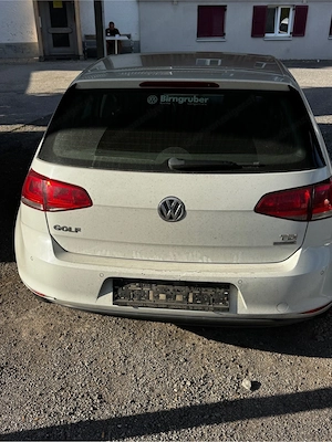  ich verkaufe hier meine Golf sieben Baujahr 2013Diesel 1,6 Bild 4
