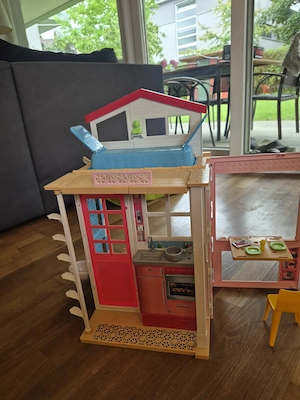 Barbie Spielhaus klappbar Bild 3