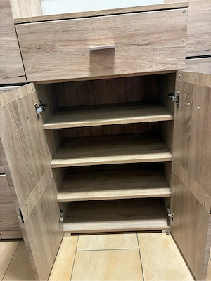 Garderobe  Bild 3
