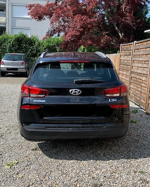 Verkaufe Hyundai i30 Kombi   Bild 4