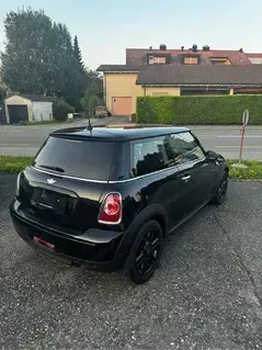 Mini Cooper One 1.6 Bild 4
