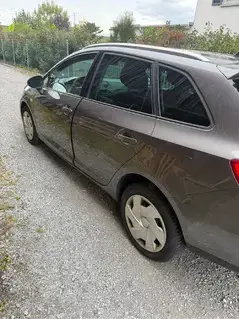 Für export!!seat ibiza 2013 bj tdi 1.6 motor 90 ps 211000 km 12 2026+4 tüv. auto ist voll fahbereit. Bild 10