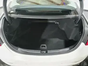 Mercedes-Benz C-Klasse Bild 12