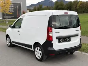 Dacia Dokker 1.6 Kasten TÜV NEU 1.Besitz Anhängerk. Bild 4
