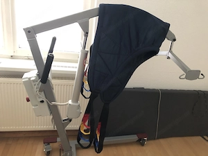 Patienten- Lifter abzugeben 