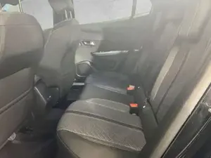Peugeot 2008 Bild 7