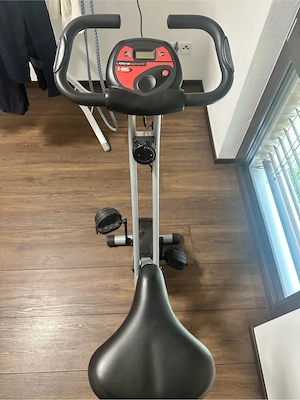 Ultrasport F-Bike Heimtrainer   klappbar, platzsparend & mit Pulsmessung Bild 2