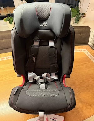 RÖMER britax Kindersitz, ADVANSAFIX IV R, 9 - 36 kg, 9 Monate - 12 Jahre Bild 2