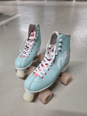 Rio Rollschuhe Gr. 39.5 neuwertig