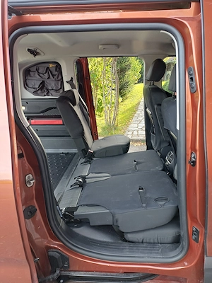 Peugeot Rifter Allure - praktisch, geräumig und campingtauglich -  in TOP Zustand! Bild 6