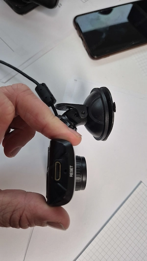  Full HD Dashcam fürs Auto incl. KFZ-Adapter (ohne SD-Karte) Bild 3