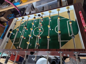 Tischfußballkasten 