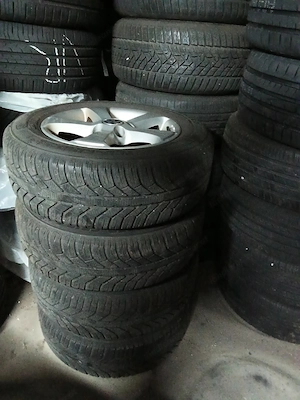 VW Golf 15 Zoll Aluräder 195 65 R15 Bild 2