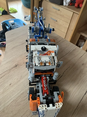 Verkaufe Lego LKW alle Teile sind dabei  Bild 4