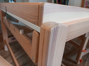IKEA Kinderschreibtisch höhenverstellbar Bild 4