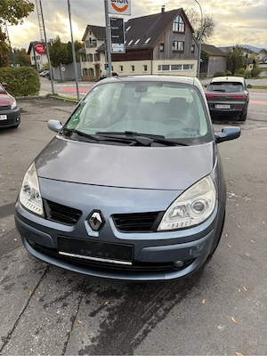 Verkaufe Renault Megane Scenic Bild 4