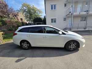 Toyota Auris Touring Sports 1,4 D-4D Bild 3