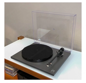 REGA P1 Plattenspieler Bild 3