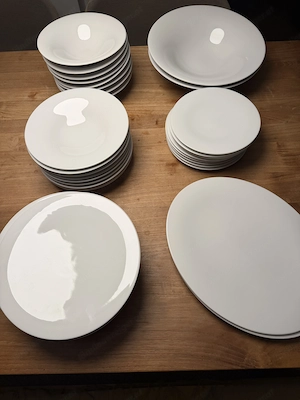 Alessi Geschirrset   35 Teile  Bild 4