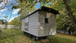 Neuer, ganzjährig bewohnbarer Zirkuswagen im Country-Stil   bereit für Premium-Glamping Bild 4