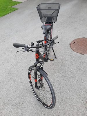 Scott Damen E-Bike   Shimano STEPS   wenig gefahren Bild 2