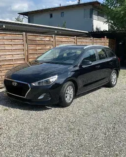 Verkaufe Hyundai i30 Kombi   Bild 3