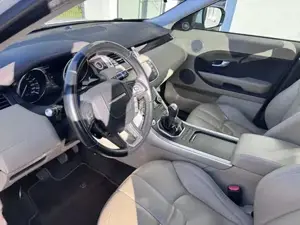 Range Rover Evoque ALLRAD* 2,2l* Dynamic* TOP  Bild 5