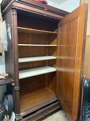 RESERVIERT! Holzschrank Spiegelschrank Bauernschrank Bild 2