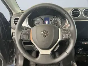 Suzuki Vitara Bild 8