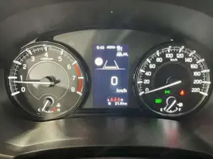 Suzuki Vitara Bild 9