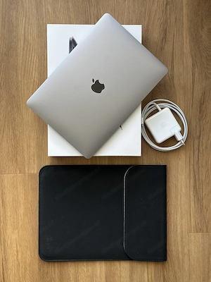 MacBook Pro 2019 nur ca 200 Ladezyklen Bild 2