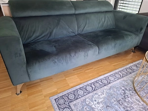 Sofa dunkelgrün Bild 2