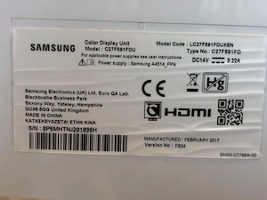 Formschöner, gekrümmter Monitor Bild 5