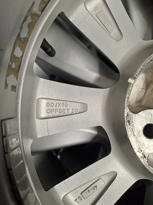 Hyundai Felgen mit Dunlop-Reifen  Bild 3