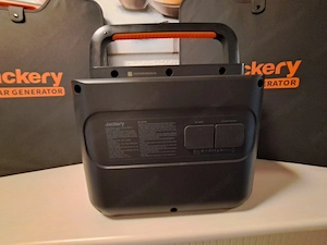 Jackery Solargenerator 2000 Pro  Bild 2