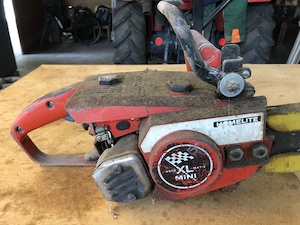 Alte Motorsäge, Kettensäge Bild 7