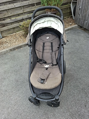 Buggy   Jolie Kinderwagen Bild 2