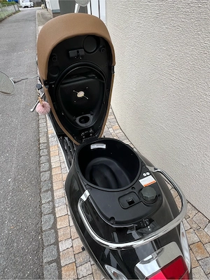 Vespa Primavera 50 Bild 5