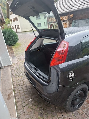  prodávám auta  Fiat  Punto  Bild 3