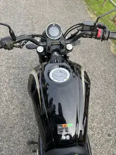 Yamaha MTM125-C Bild 3