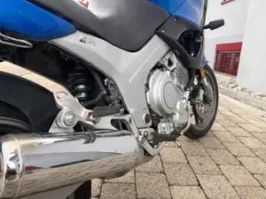 Yamaha TDM 850   Pickerl bis 06 2027 Bild 7