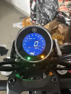 Yamaha MTM125-C Bild 2