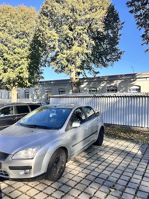 Ford Focus 1.6 Benzin   118.000 km   1.500   VB Bild 2
